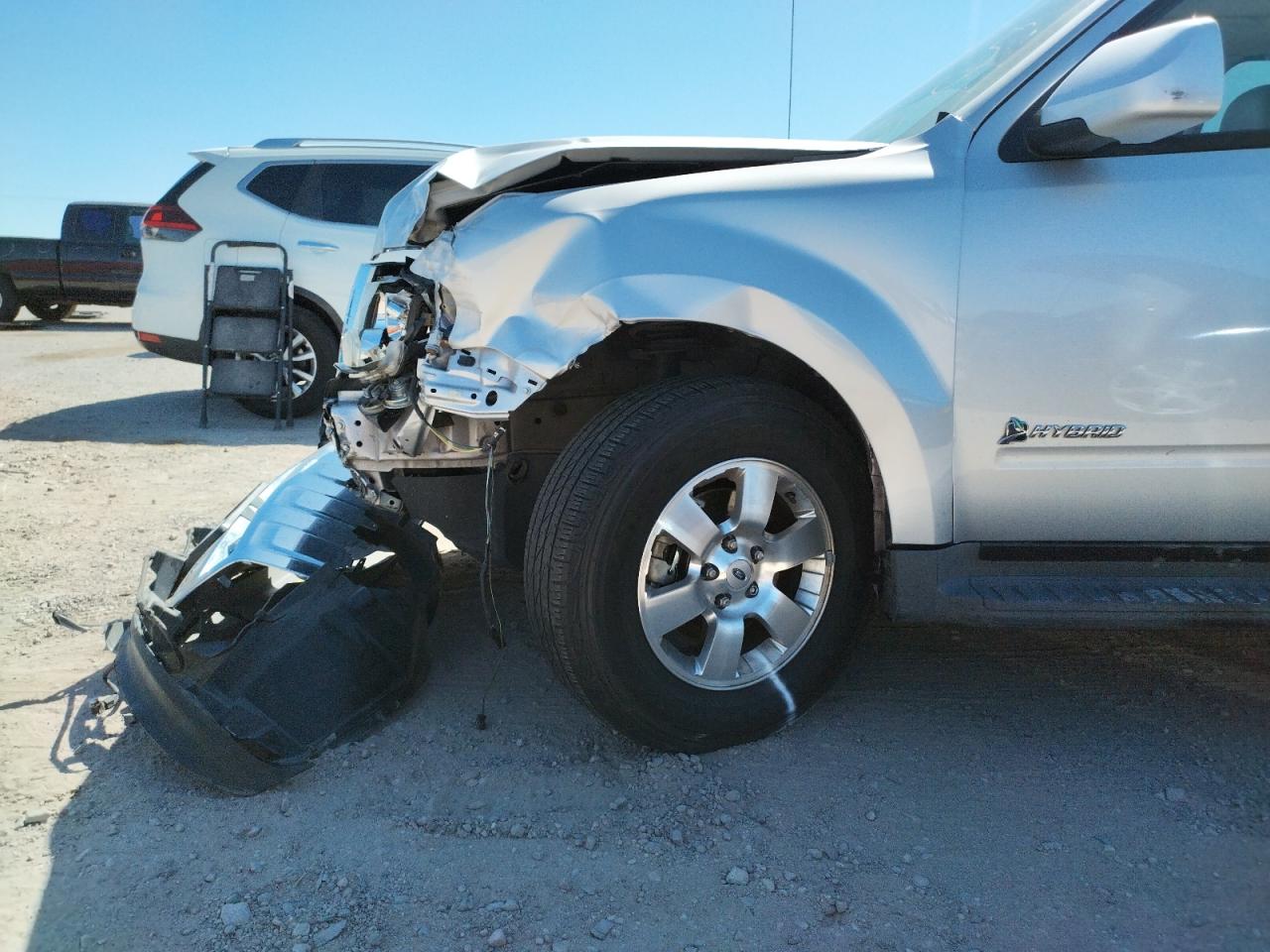 Photo 9 from auction – 2010 FORD ESCAPE HYB with VIN 1FMCU4K31AKC07823