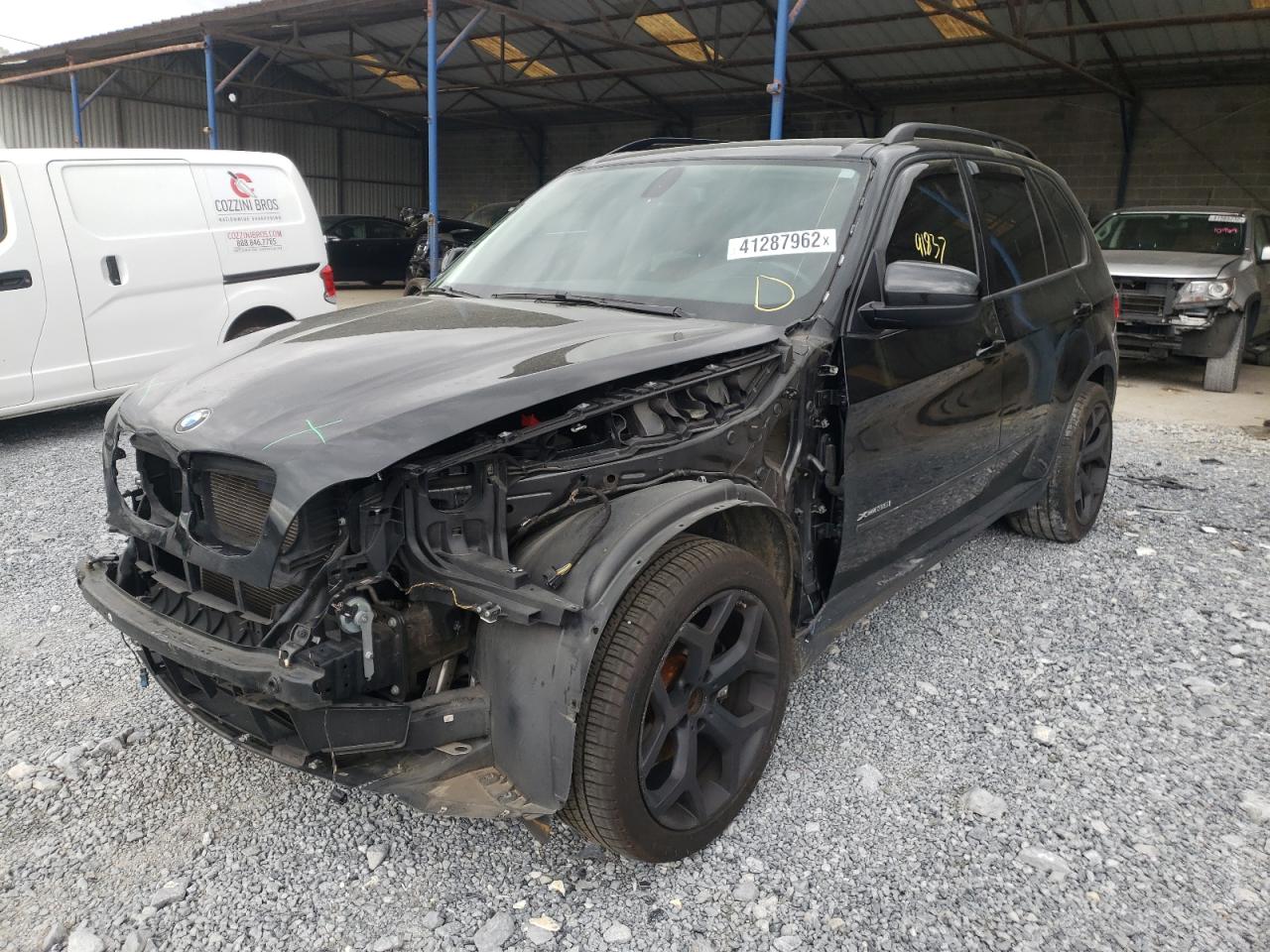 Photo 2 from auction – 2013 BMW X5 XDRIVE3 with VIN 5UXZV4C52D0E12872