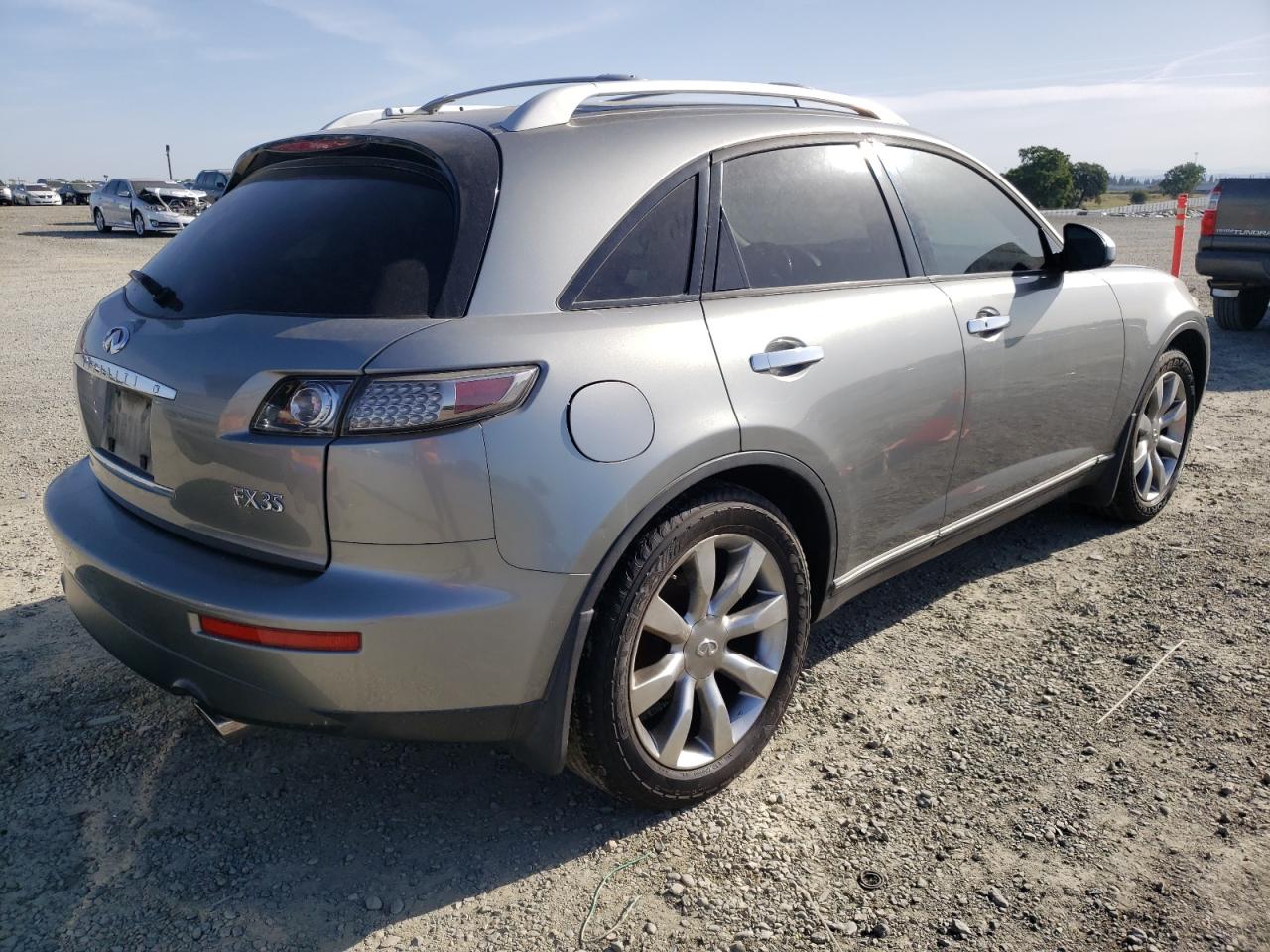 Photo 4 from auction – 2005 INFINITI FX35 with VIN JNRAS08U35X101652