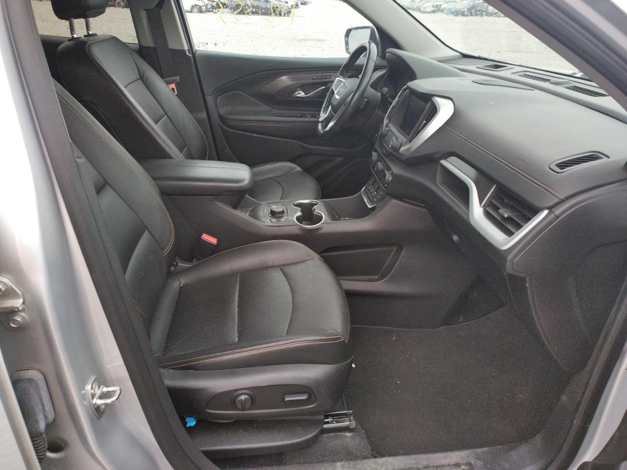 Photo 5 from auction – 2019 GMC TERRAIN SL with VIN 3GKALWEU0KL247913