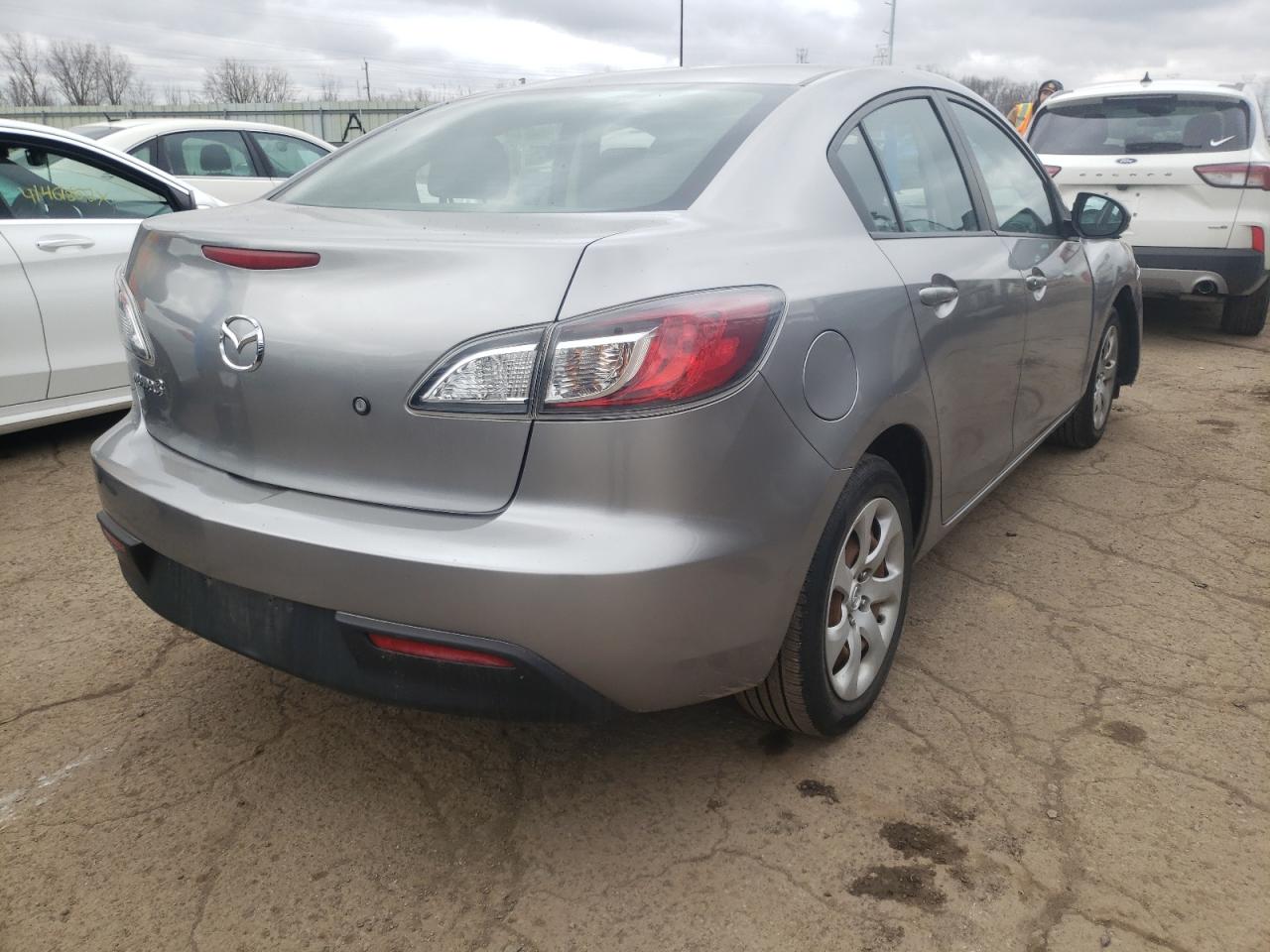 Photo 4 from auction – 2010 MAZDA 3 I with VIN JM1BL1SF1A1328658