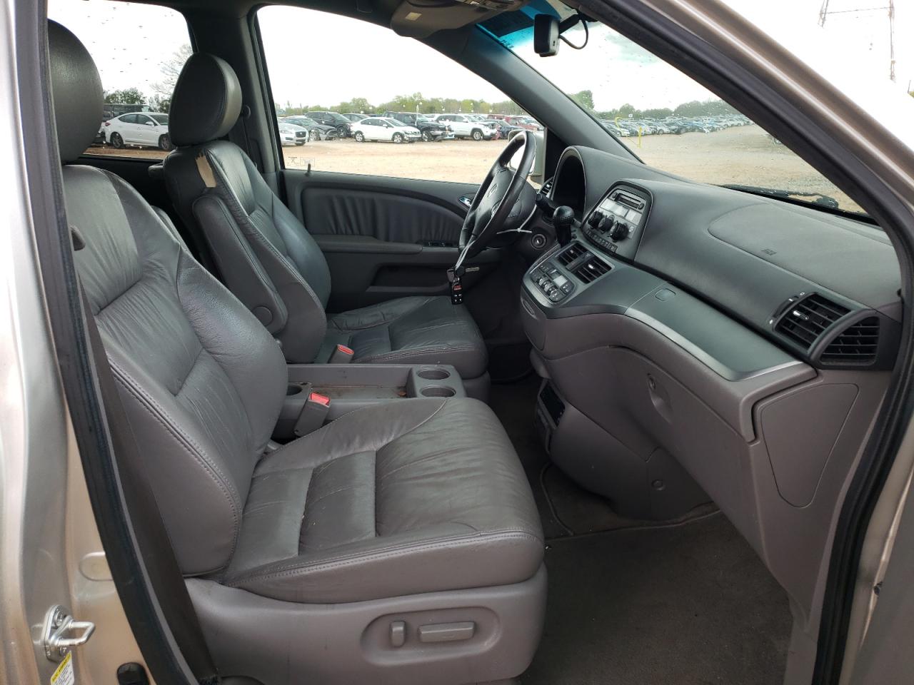 Photo 5 from auction – 2008 HONDA ODYSSEY EX with VIN 5FNRL38708B418167