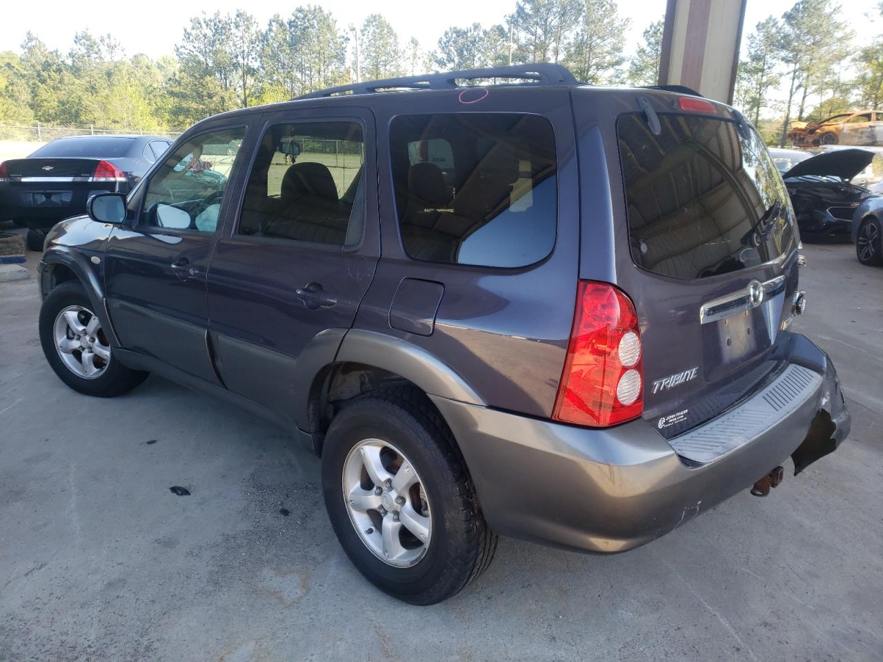 Foto 3 de la subasta – 2005 MAZDA TRIBUTE S con VIN 4F2CZ06145KM34131