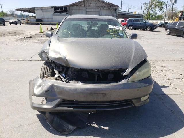 Photo 9 from auction – 2005 TOYOTA CAMRY with VIN 4T1BF32K15U617877