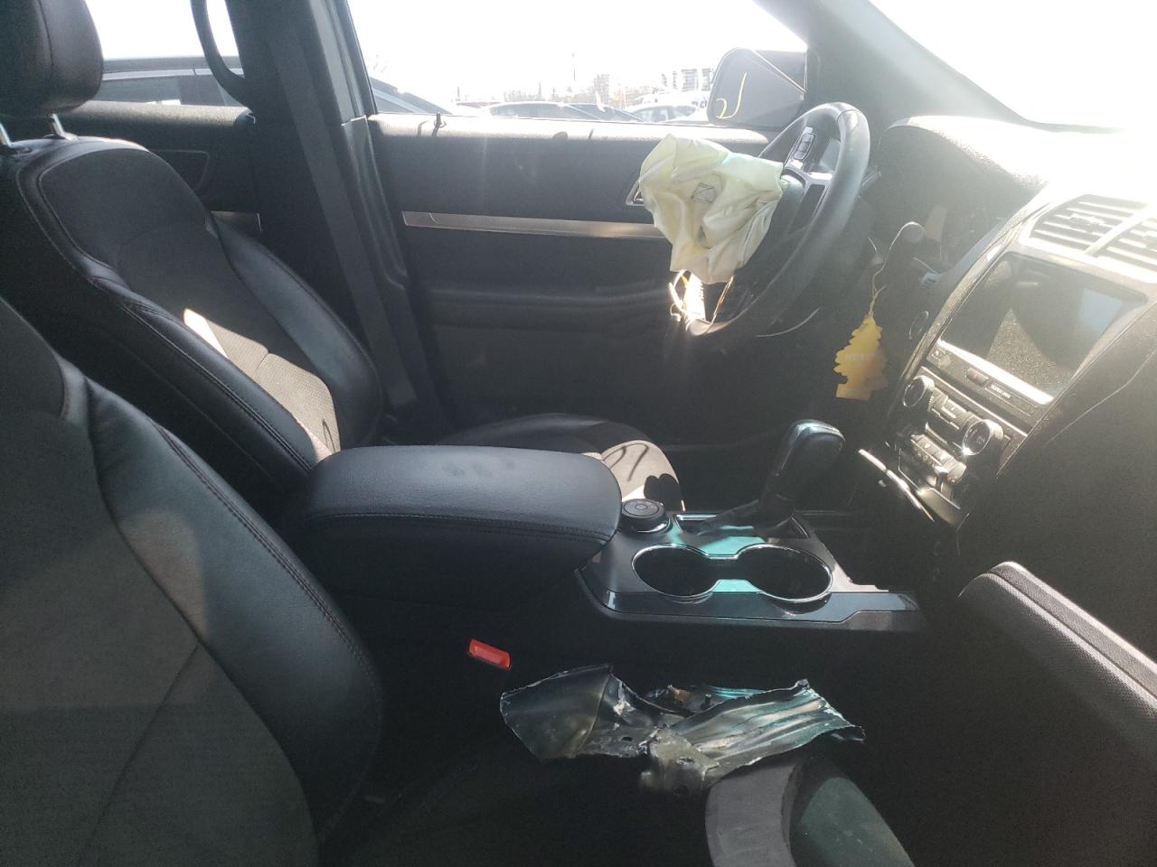 Photo 5 from auction – 2018 FORD EXPLORER X with VIN 1FM5K8D83JGA50409