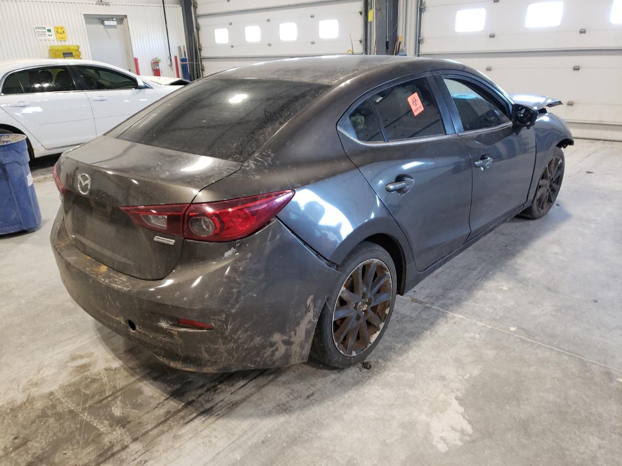 Photo 4 from auction – 2017 MAZDA 3 TOURING with VIN JM1BN1V78H1105834