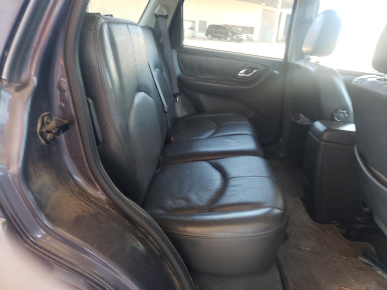 Foto 6 de la subasta – 2005 MAZDA TRIBUTE S con VIN 4F2CZ06145KM34131