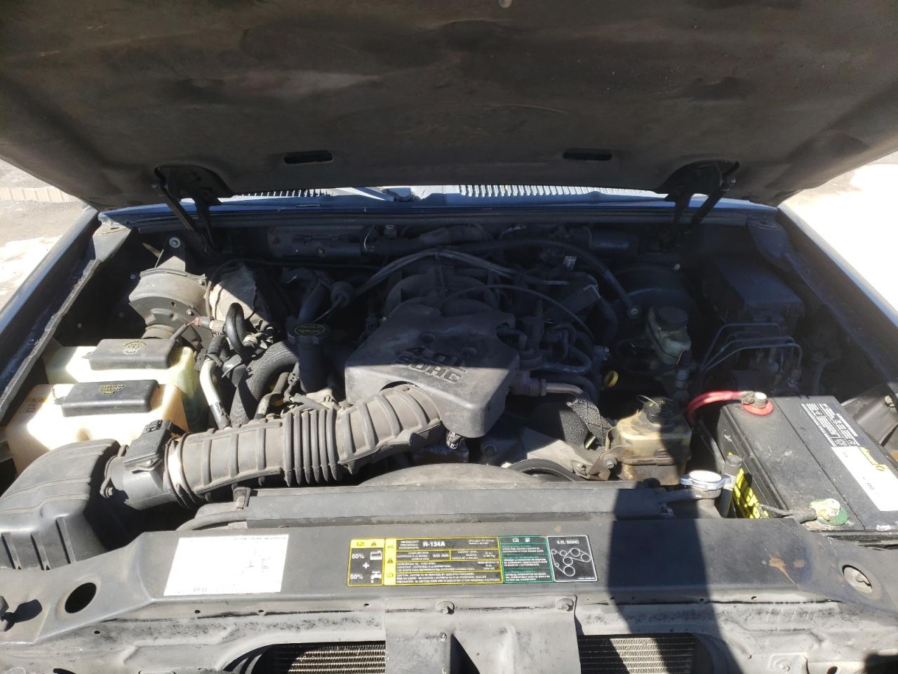 Photo 7 from auction – 2004 FORD EXPLORER S with VIN 1FMZU67K94UB75962