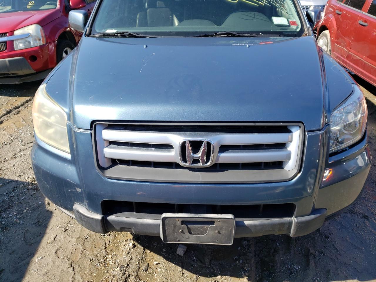 Photo 7 from auction – 2006 HONDA PILOT EX with VIN 2HKYF18596H565088