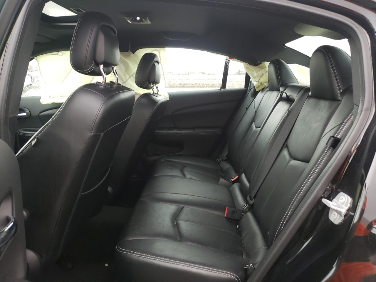 Photo 6 from auction – 2014 CHRYSLER 200 LIMITE with VIN 1C3CCBCG0EN183861