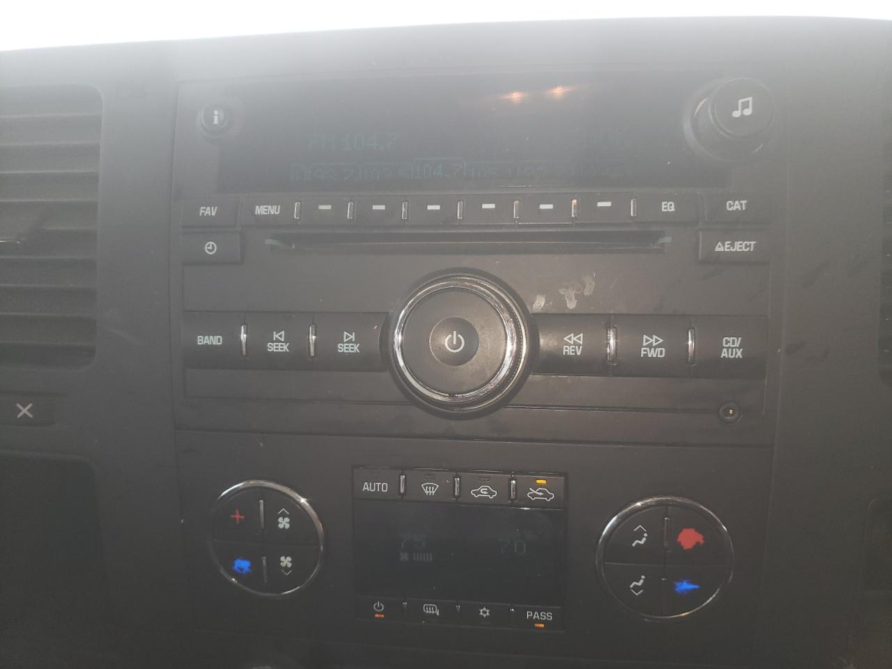 Photo 9 from auction – 2011 CHEVROLET SILVERADO with VIN 3GCPCSE00BG184171
