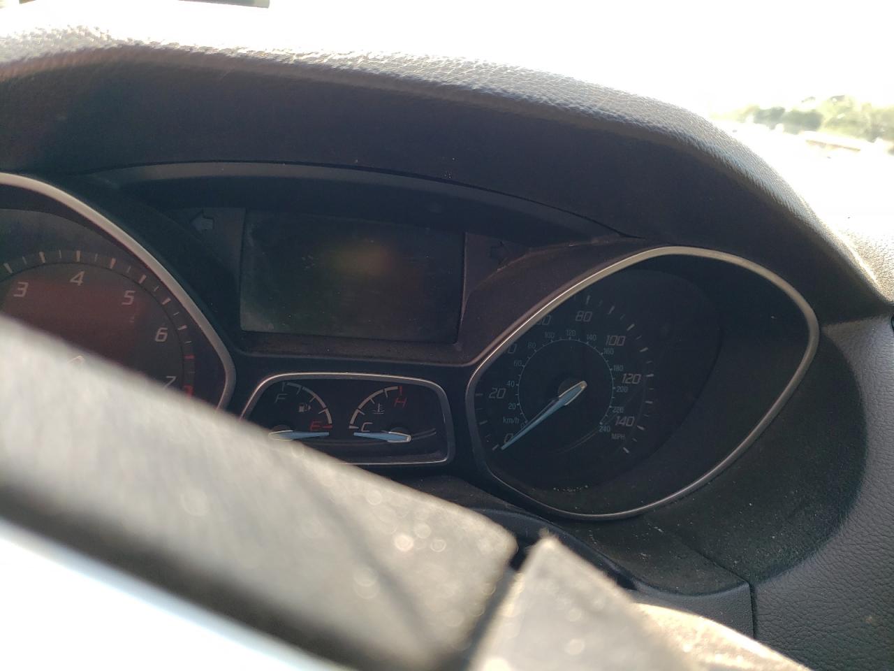 Photo 8 from auction – 2014 FORD FOCUS SE with VIN 1FADP3F22EL225801