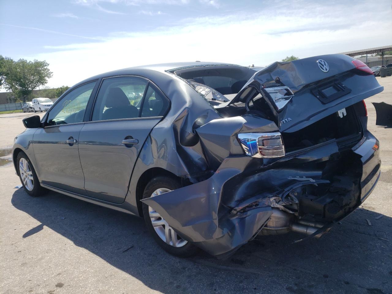 Photo 3 from auction – 2015 VOLKSWAGEN JETTA BASE with VIN 3VW2K7AJ8FM202509