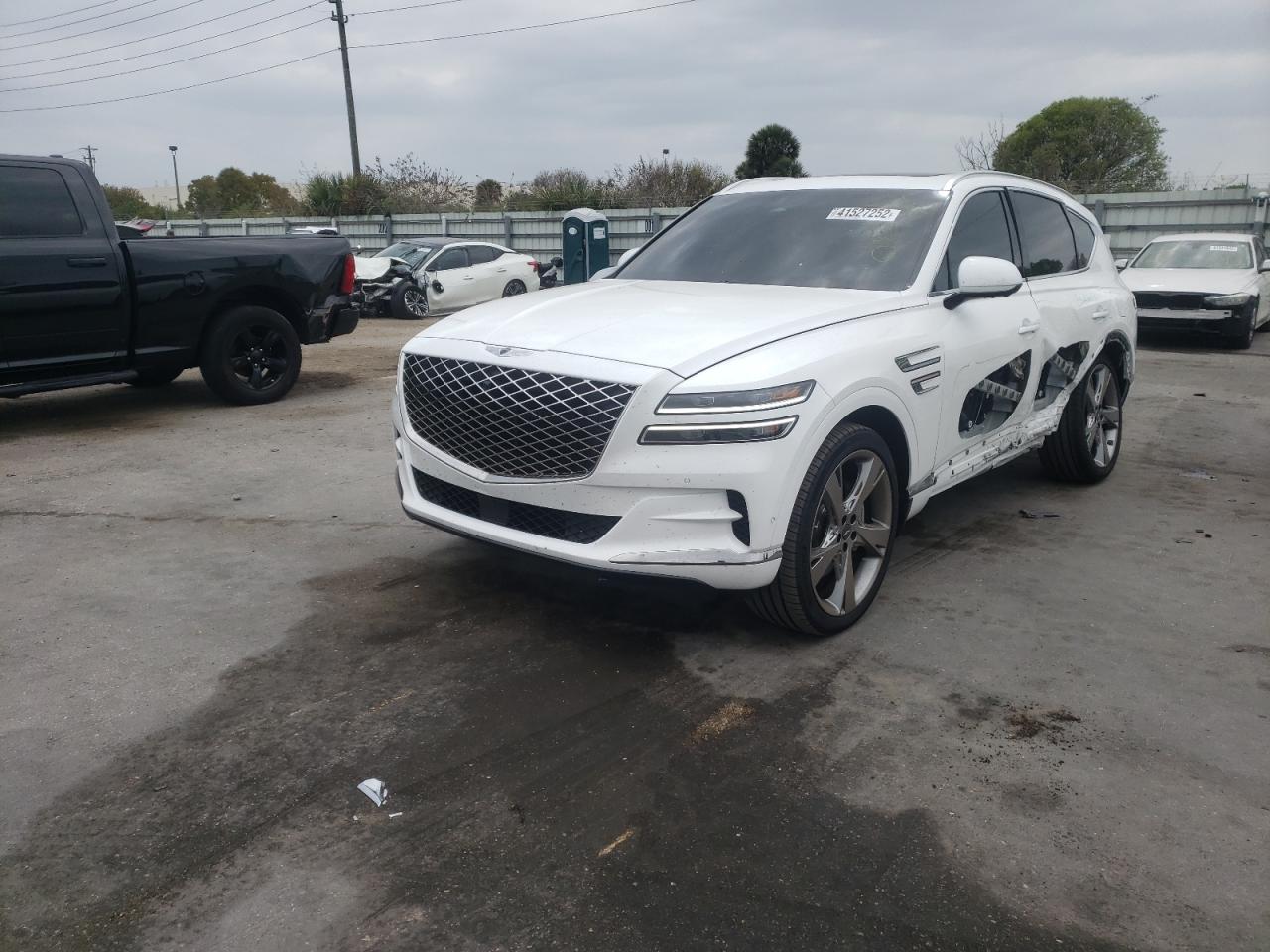 Photo 2 from auction – 2021 GENESIS GV80 BASE with VIN KMUHCESC5MU072189