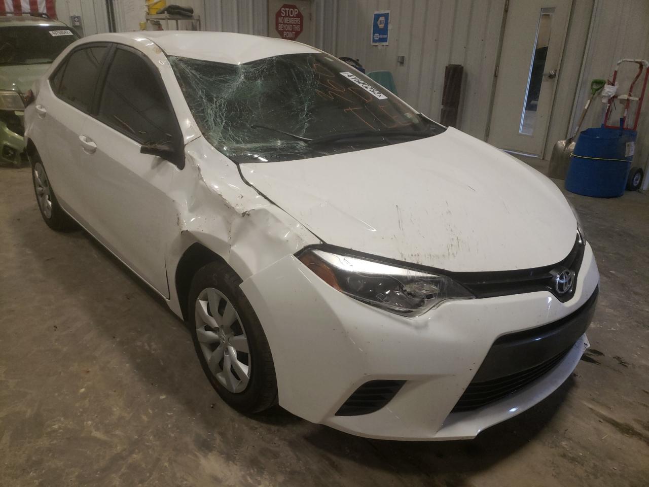 TOYOTA COROLLA L 2016 with VIN 5YFBURHE9GP563257 - Photo from auction