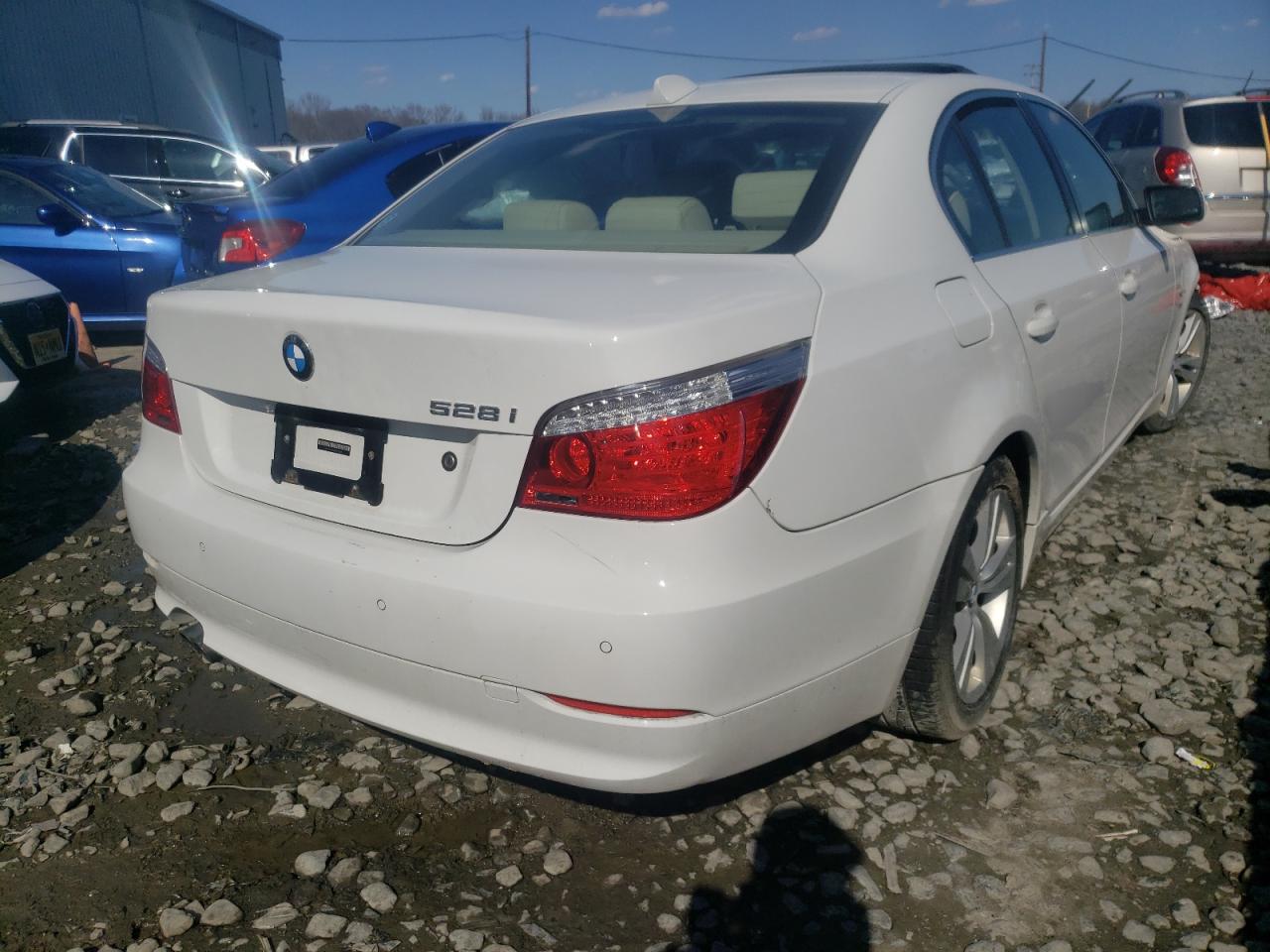 Photo 4 from auction – 2009 BMW 528 XI with VIN WBANV13599C155188