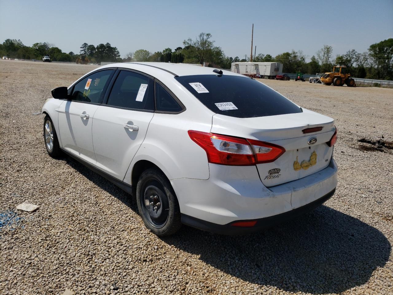Photo 3 from auction – 2014 FORD FOCUS SE with VIN 1FADP3F22EL225801