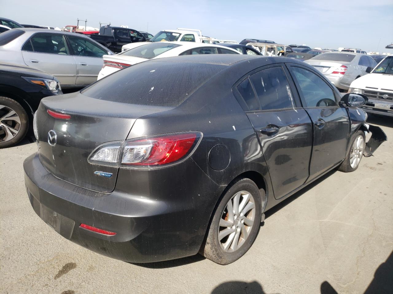 Photo 4 from auction – 2012 MAZDA 3 I with VIN JM1BL1V88C1663769