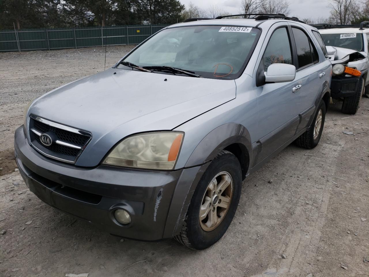Photo 2 from auction – 2005 KIA SORENTO EX with VIN KNDJD733155463430
