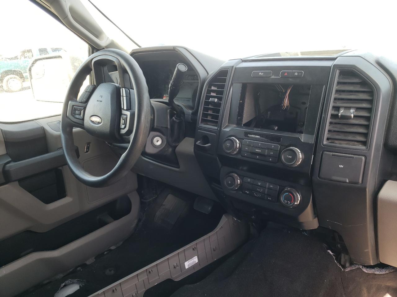 Photo 9 from auction – 2020 FORD F150 SUPER with VIN 1FTEW1C50LKE36244