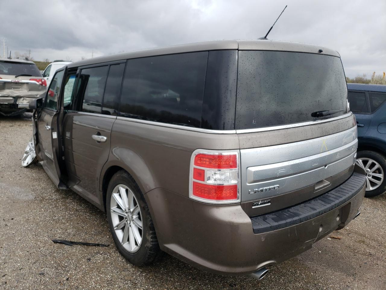 Photo 3 from auction – 2019 FORD FLEX LIMIT with VIN 2FMHK6D86KBA05605