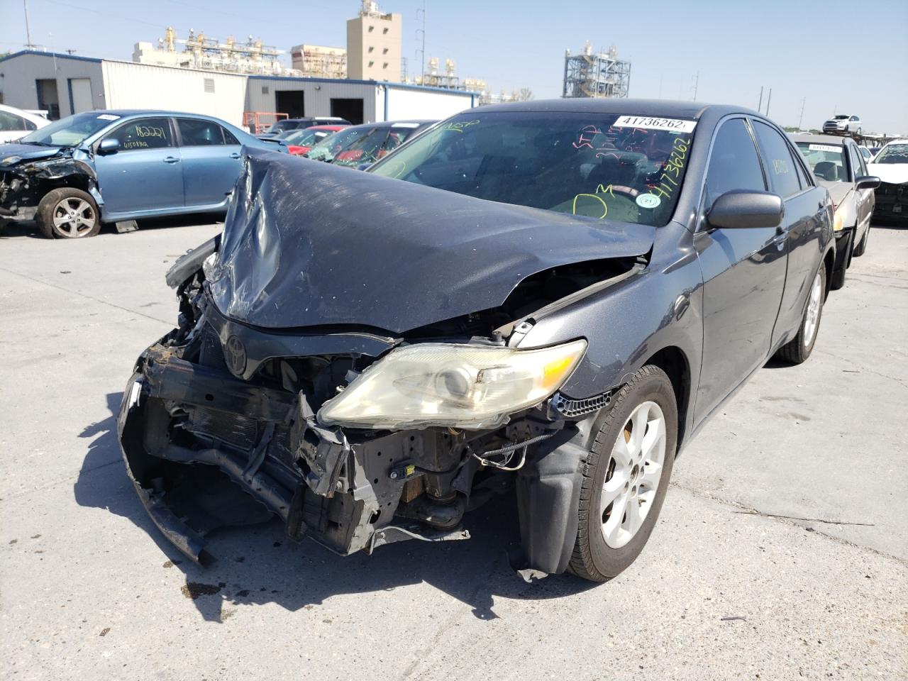 Фото 2 с аукциона – 2011 TOYOTA CAMRY BASE с VIN 4T1BF3EK9BU199575