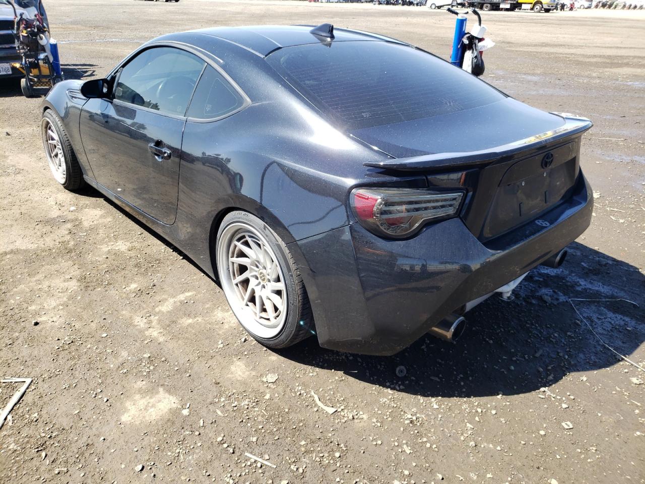 Photo 3 from auction – 2017 TOYOTA 86 BASE with VIN JF1ZNAA11H9700547