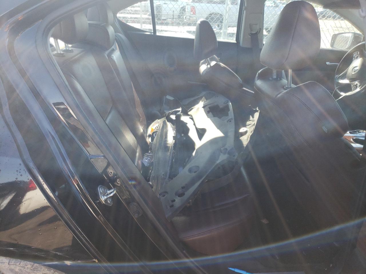 Photo 6 from auction – 2015 ACURA TLX with VIN 19UUB2F39FA001354