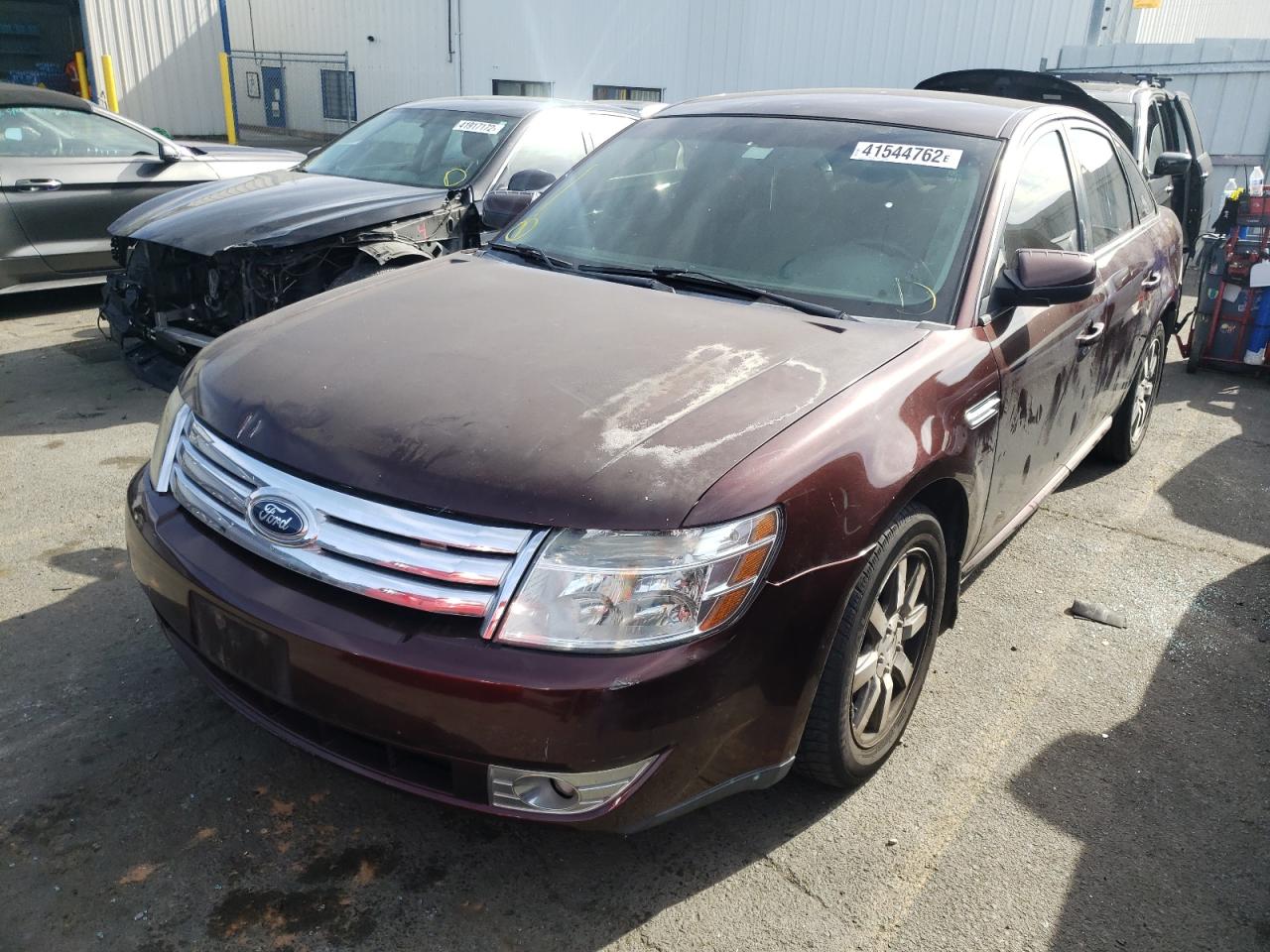 Photo 2 from auction – 2009 FORD TAURUS SEL with VIN 1FAHP24W59G103191