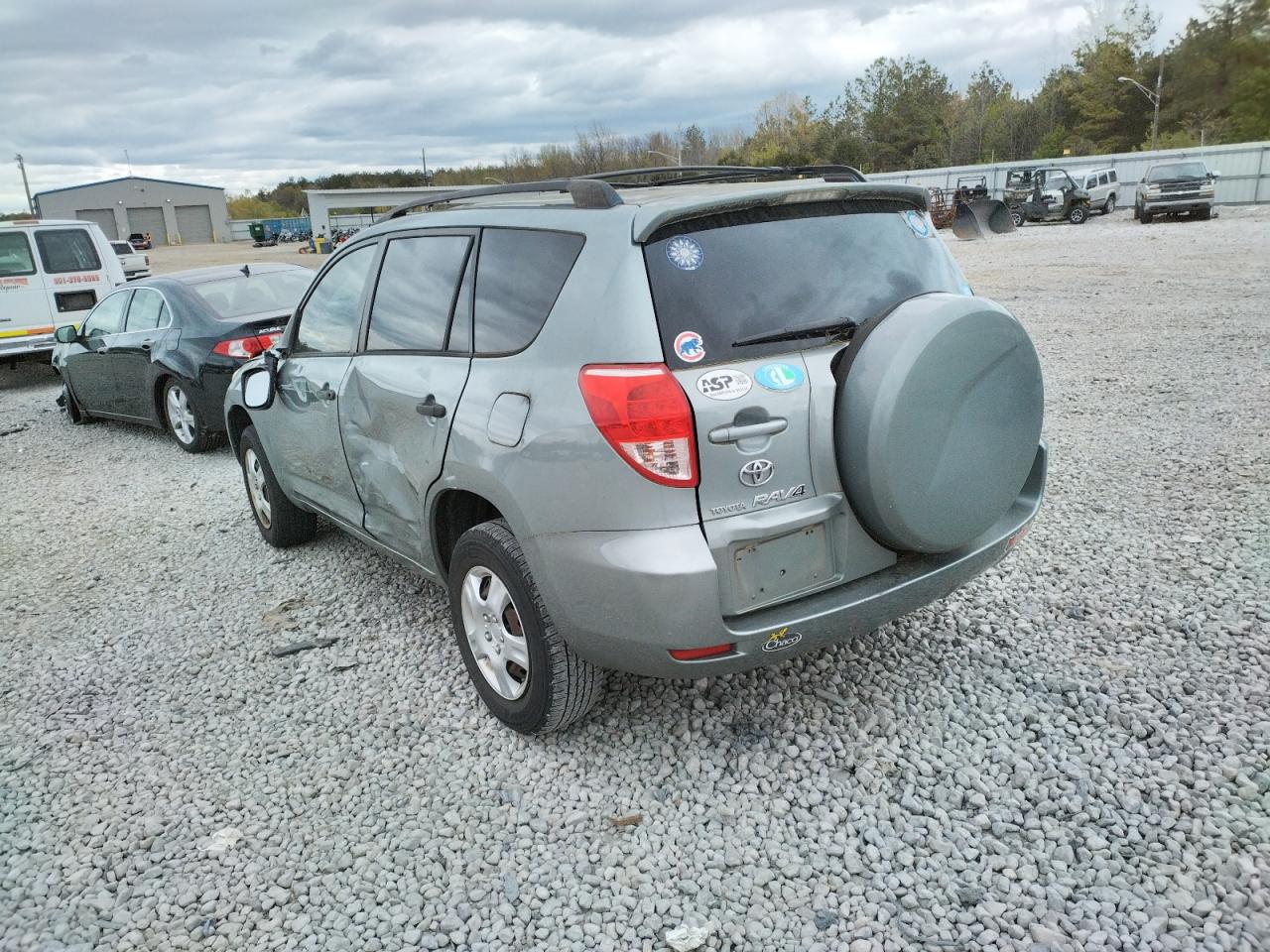 Photo 3 from auction – 2006 TOYOTA RAV4 with VIN JTMZD33V266005145
