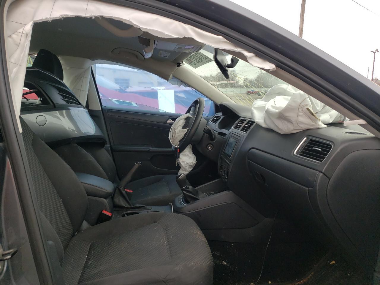 Photo 5 from auction – 2014 VOLKSWAGEN JETTA BASE with VIN 3VW1K7AJ8EM396453