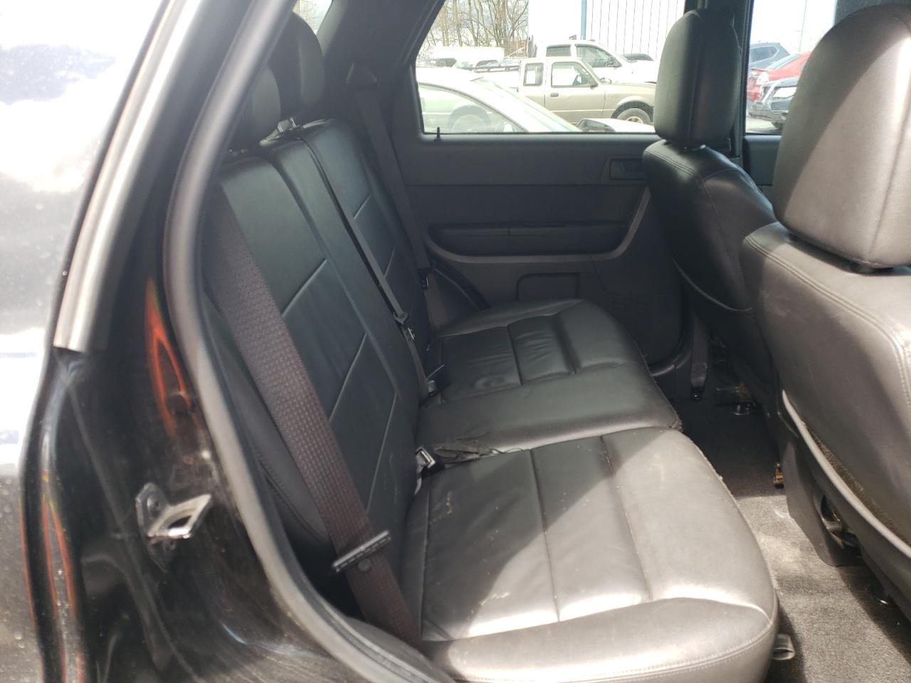 Photo 6 from auction – 2011 FORD ESCAPE XLT with VIN 1FMCU0DG7BKB90598