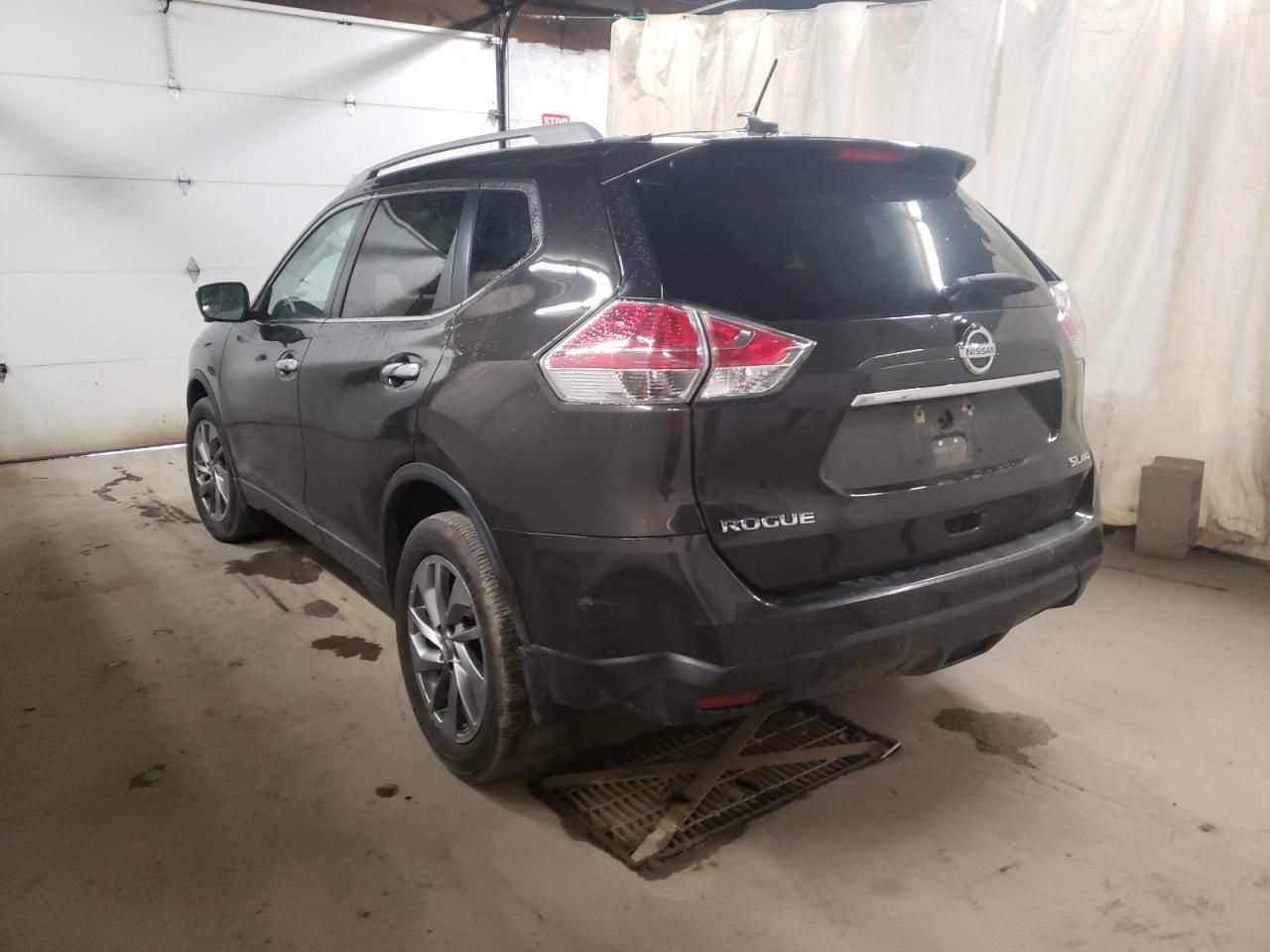Photo 3 from auction – 2015 NISSAN ROGUE S with VIN 5N1AT2MVXFC887140
