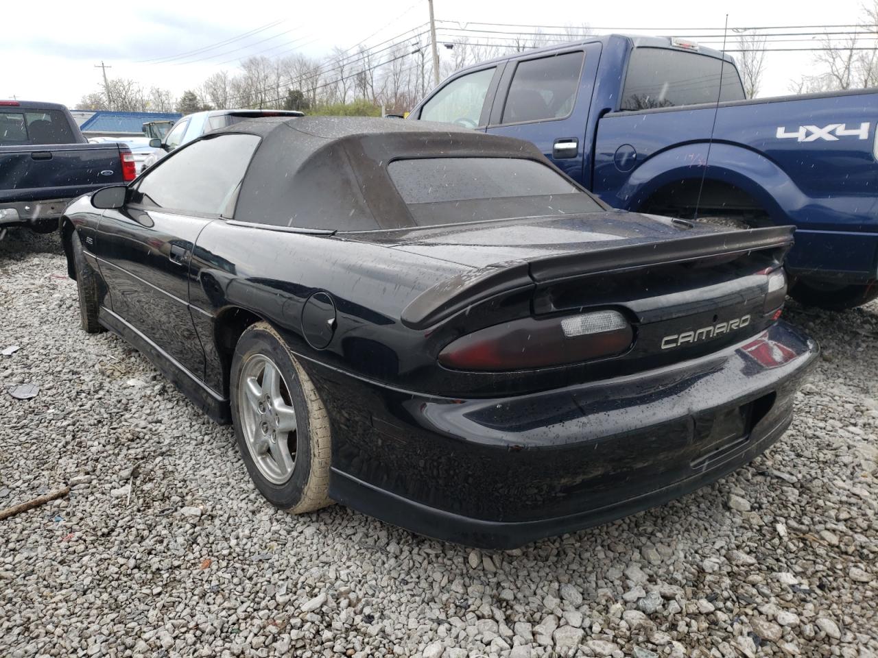 Photo 3 from auction – 1997 CHEVROLET CAMARO BAS with VIN 2G1FP32K7V2159800