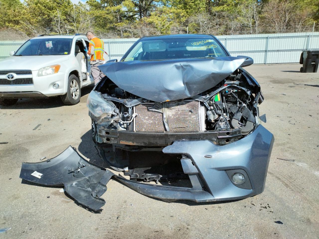 Photo 9 from auction – 2015 TOYOTA COROLLA EC with VIN 2T1BPRHE8FC247645