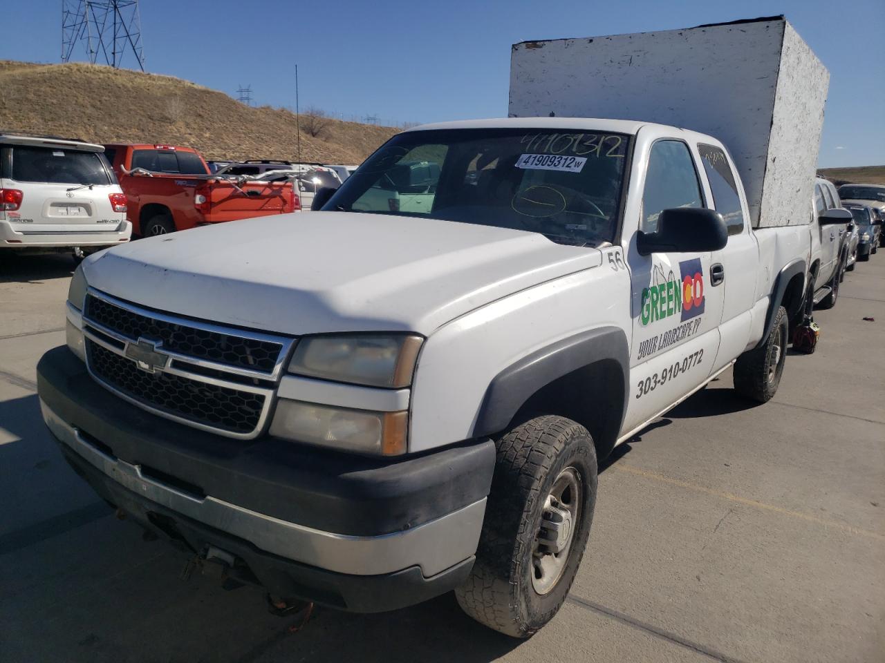 Photo 2 from auction – 2006 CHEVROLET SILVERADO with VIN 1GCHK29U06E213489