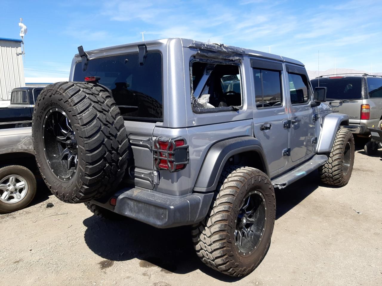 Photo 4 from auction – 2019 JEEP WRANGLER U with VIN 1C4HJXEG2KW644551
