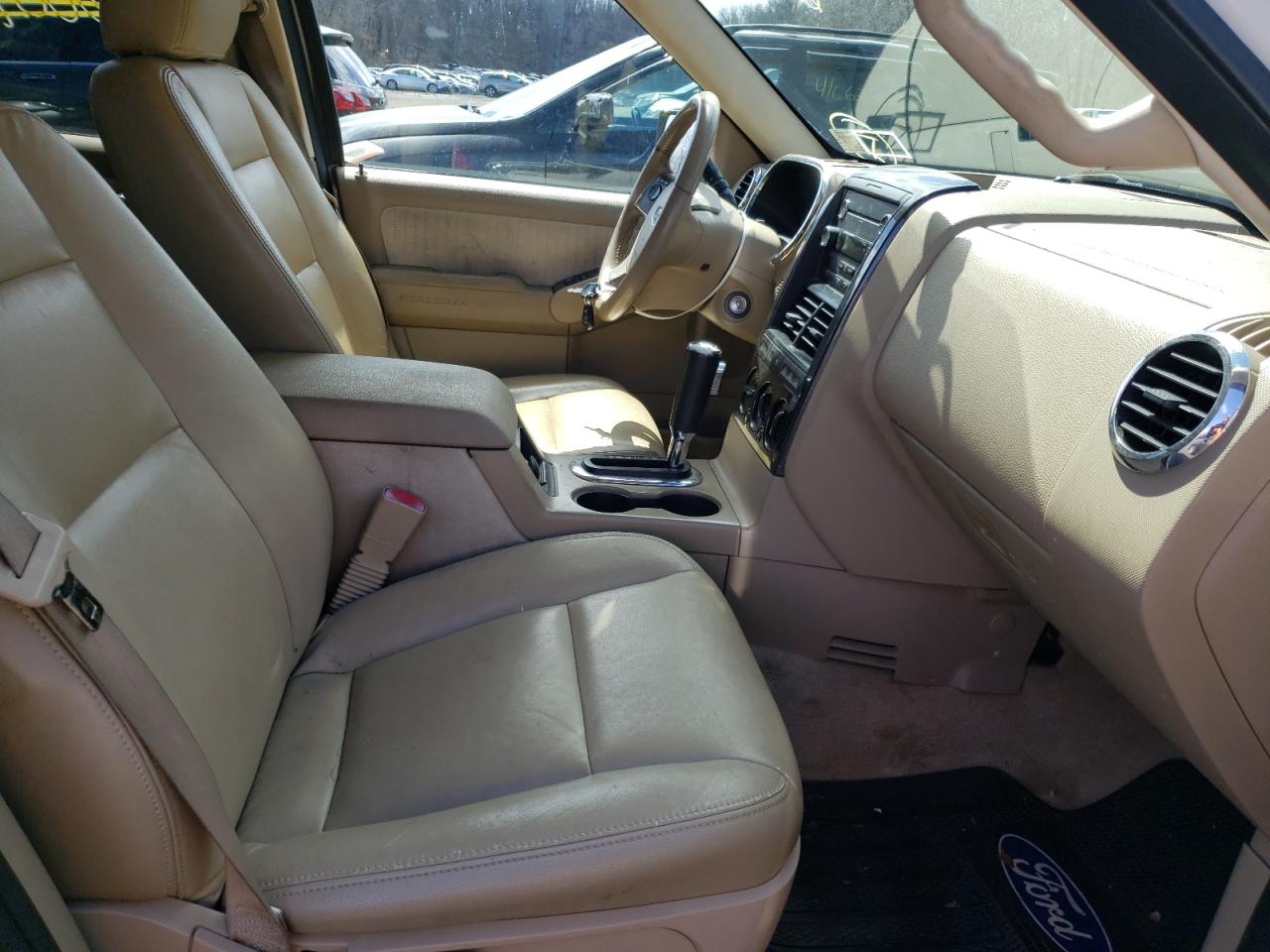 Photo 5 from auction – 2008 FORD EXPLORER X with VIN 1FMEU73E28UB22420