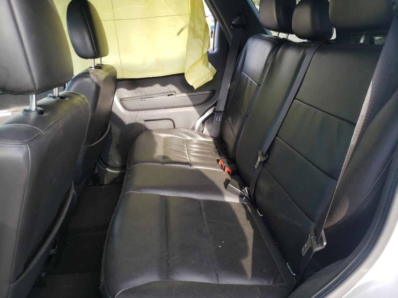 Photo 6 from auction – 2010 FORD ESCAPE XLT with VIN 1FMCU0DG6AKB10173