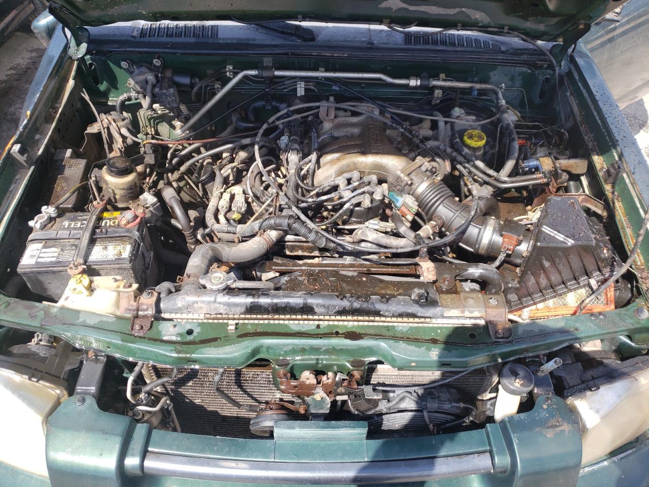 Photo 7 from auction – 2001 NISSAN FRONTIER K with VIN 1N6ED26Y11C329127