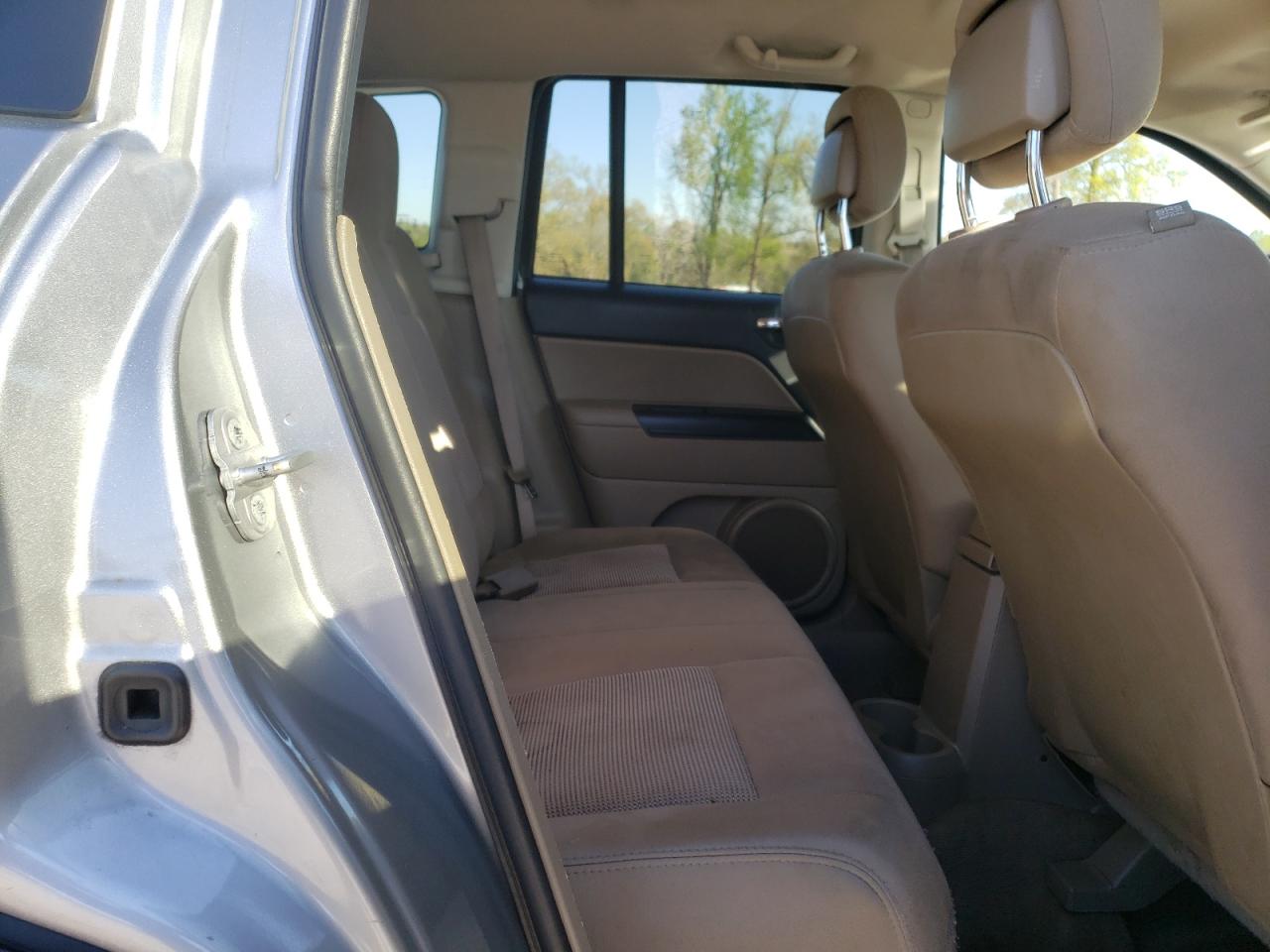 Photo 6 from auction – 2014 JEEP COMPASS SP with VIN 1C4NJCBB2ED741589