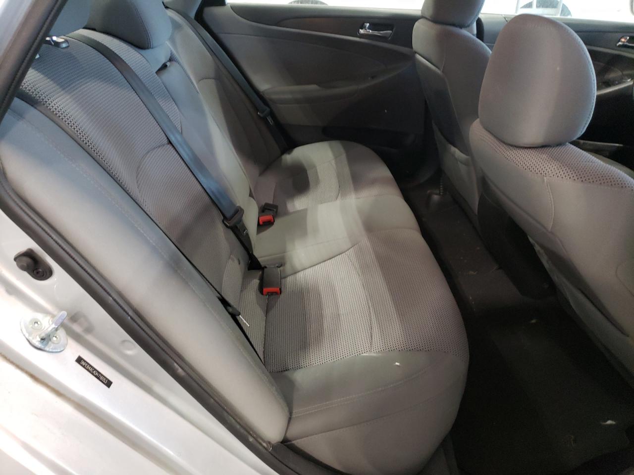 Photo 6 from auction – 2013 HYUNDAI SONATA GLS with VIN 5NPEB4AC4DH716053
