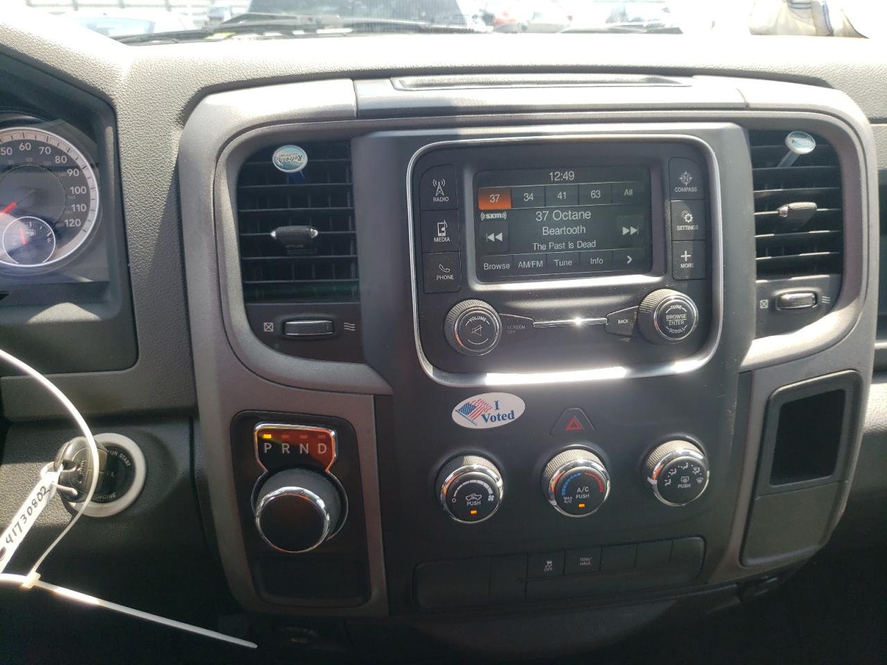 Photo 9 from auction – 2016 RAM 1500 ST with VIN 1C6RR6FG6GS270151