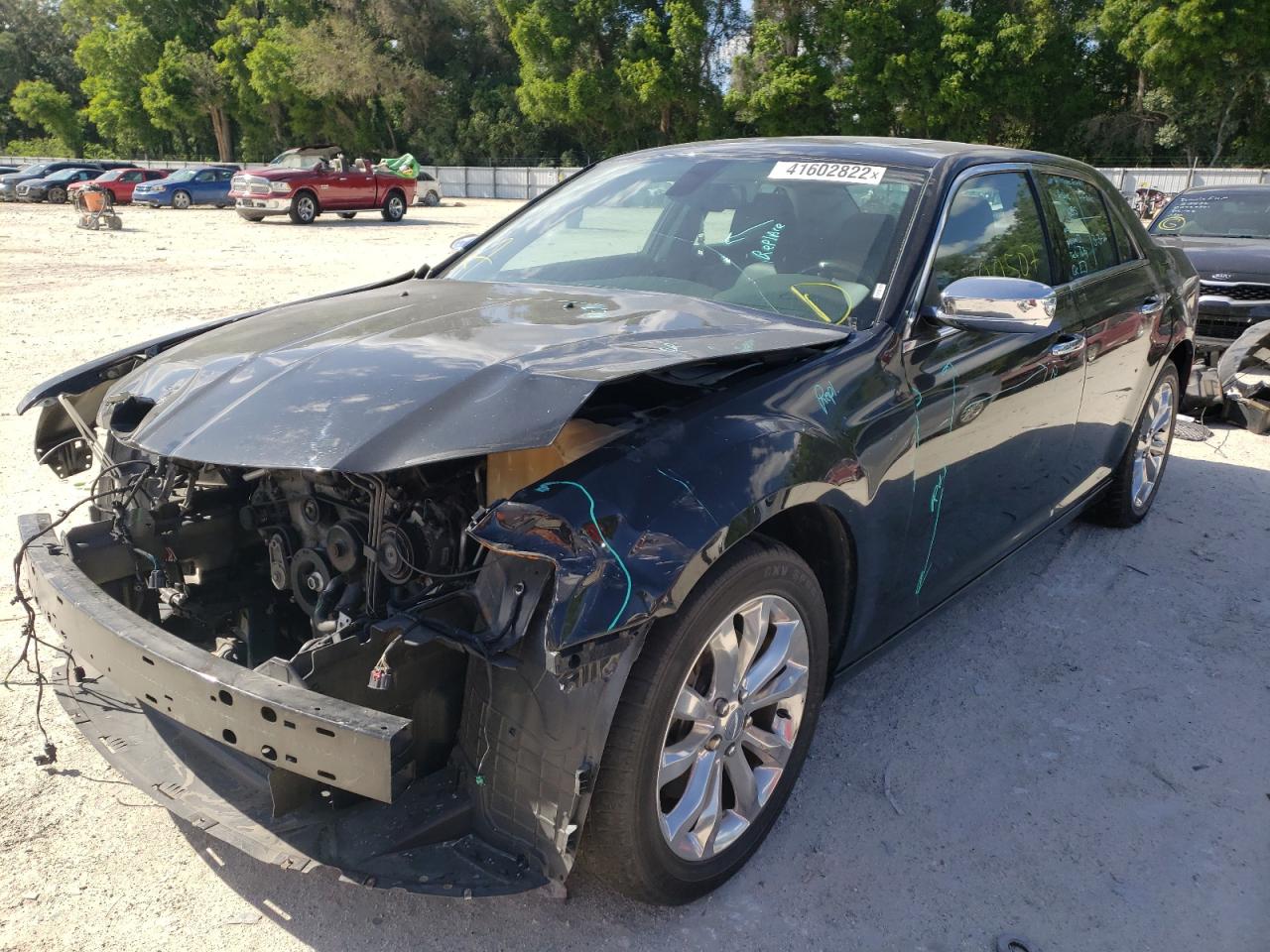 Photo 2 from auction – 2017 CHRYSLER 300C with VIN 2C3CCAKG5HH616518
