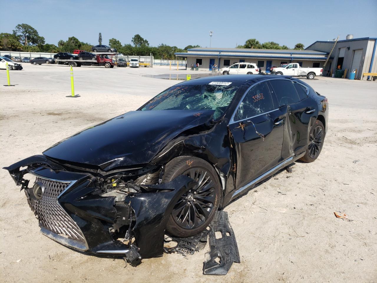 Photo 2 from auction – 2018 LEXUS LS 500 with VIN JTHB5LFF2J5002567