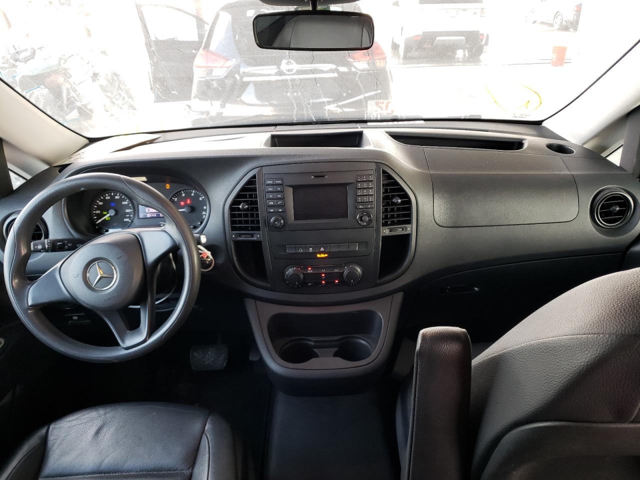 Photo 9 from auction – 2017 MERCEDES-BENZ METRIS with VIN WD4PG2EE5H3248366