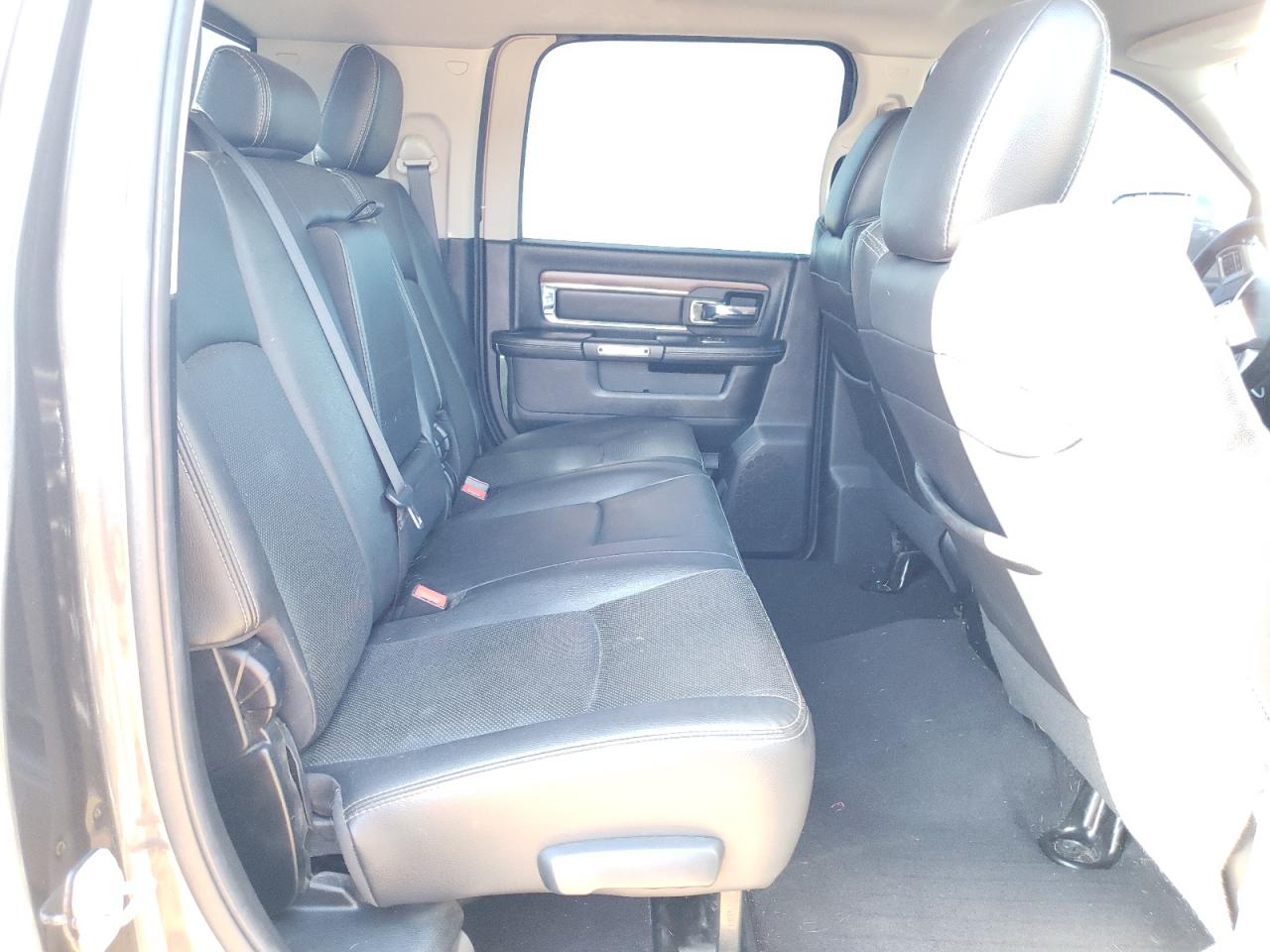 Photo 6 from auction – 2016 RAM 2500 LARAM with VIN 3C6UR5NL6GG314529