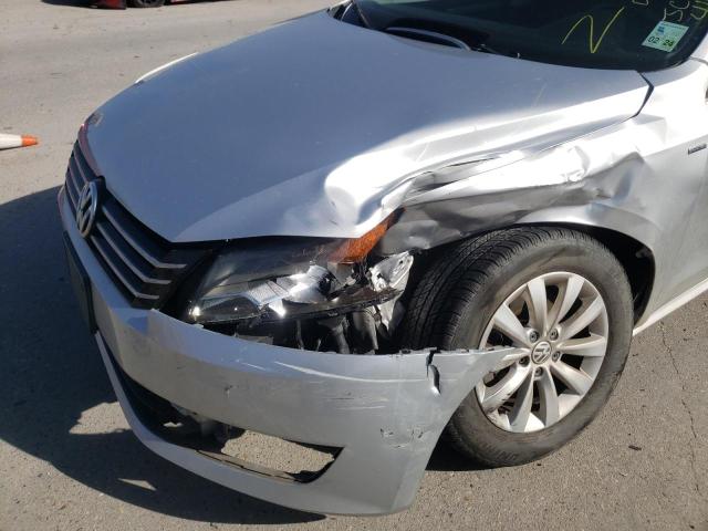 Photo 9 from auction – 2015 VOLKSWAGEN PASSAT S with VIN 1VWAT7A38FC045916