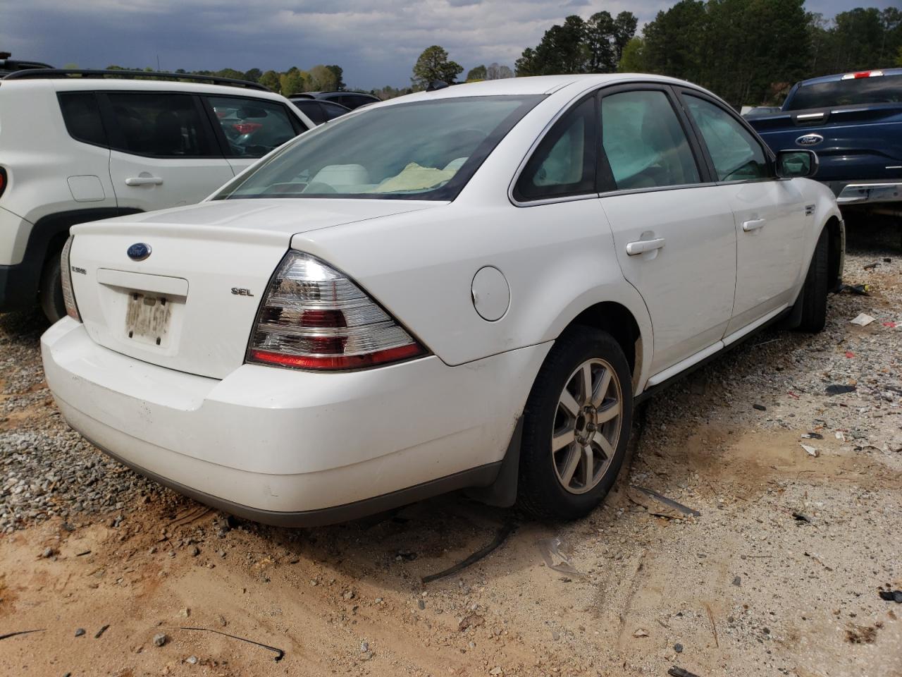 Photo 4 from auction – 2008 FORD TAURUS SEL with VIN 1FAHP24W08G152698