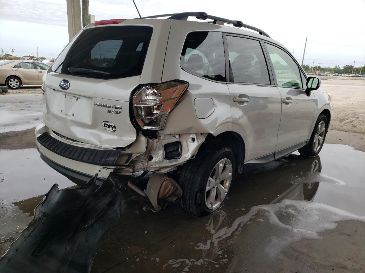 Photo 4 from auction – 2014 SUBARU FORESTER 2 with VIN JF2SJAEC4EH492315